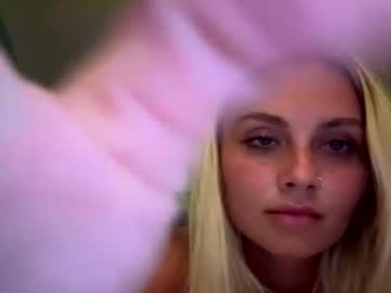 blondeeebunniee
