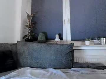 emali sexy coup