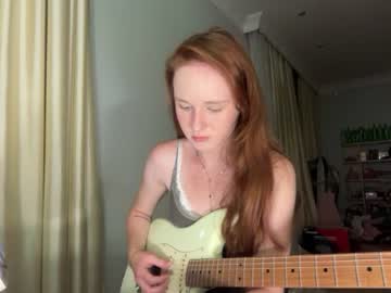 redgirl875729